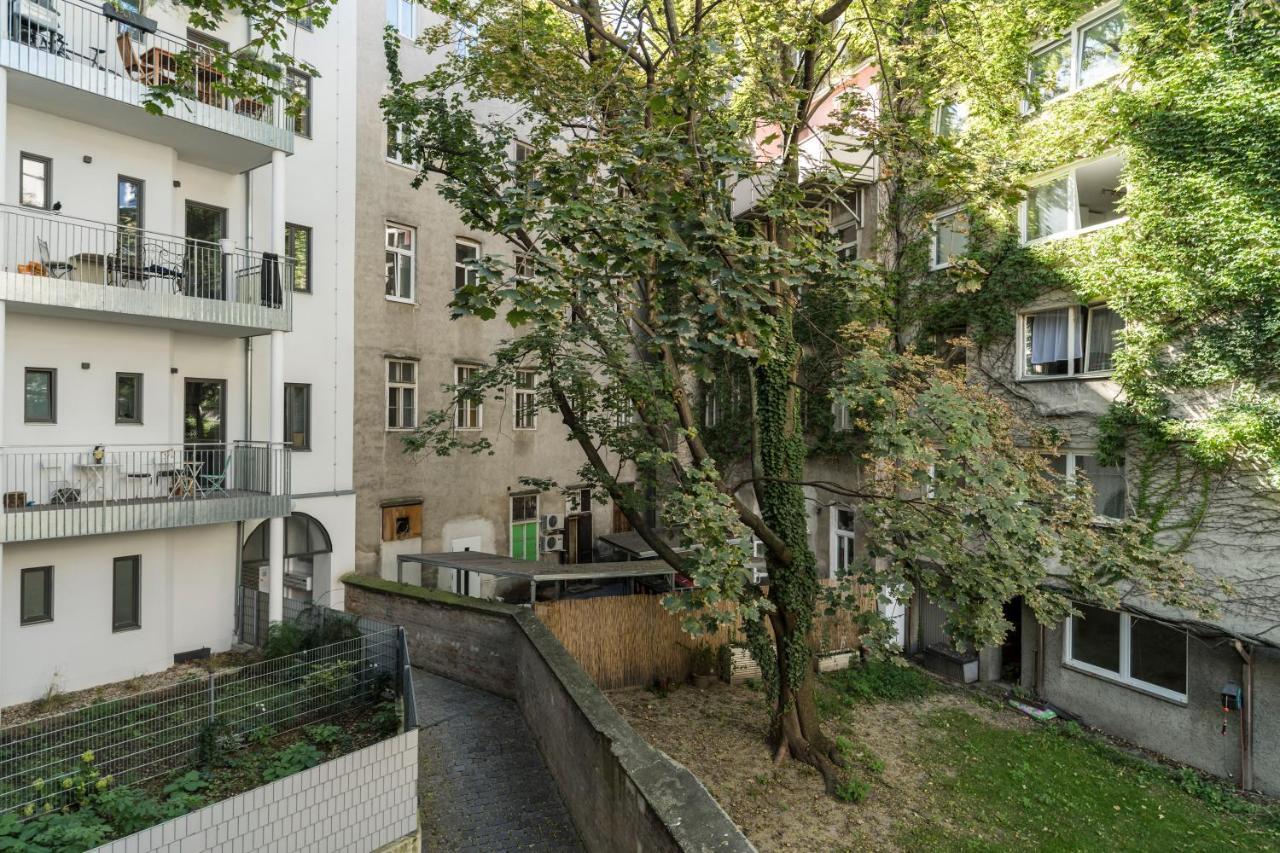 Prater Balcony Suite Вена Экстерьер фото